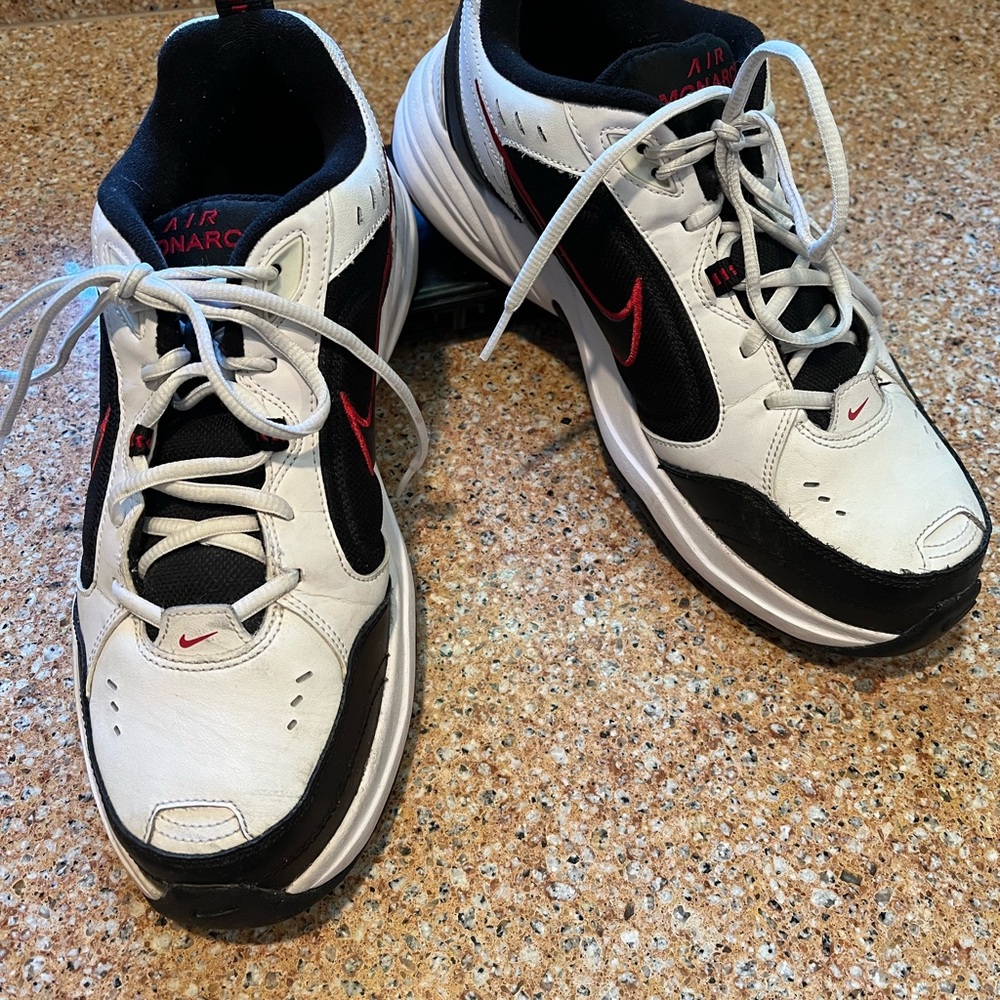 Nike Men's Nike Air Monarch White Black Red Athletic Sneakers - Picture 2 of 6